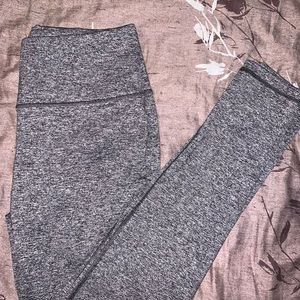 Victoria’s Secret parkour leggings